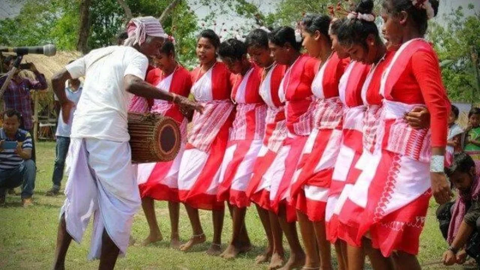 Assam: 8,000 Tea Tribe artists to perform 'Jhumur' in Guwahati