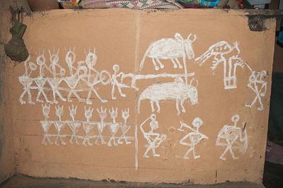 INTACH ARCHIVE : image : Iditals painted on a house wall, Odisha ...